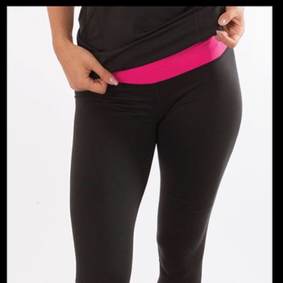 🌟Cropped 7/8 Athletic Pant-Pink - Picture 2 of 8